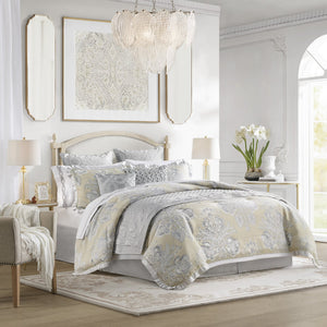 JLA Home Croscill Classics - 4 Neoclassical Comforter Set with Metallic Medallions, Chenille Texture & Basket-Weave Elegance CCL10-0009