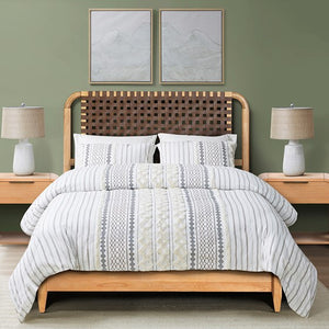 English Elm Woven Faux Leather Queen Bed with Caramel Maple Wood Frame, PU Upholstery, 6" Clearance & Sturdy Design B035S00058