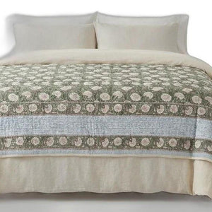 HomeRoots 108 Inch Floral Cotton Comforter Oversized Botanical Luxurious Bedroom Bedding Statement Gold / Cream 760623