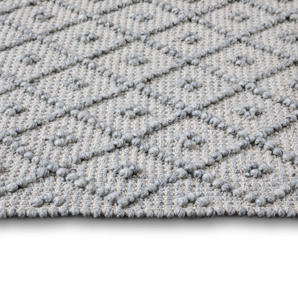 English Elm Millow Handwoven 8x10 Silver Wool Blend Area Rug with Geometric Pattern & Hand-Knotted Fringe B136P188401