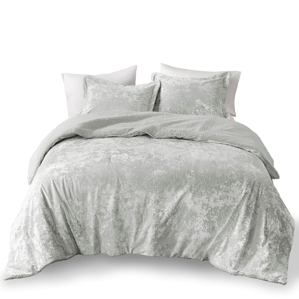 English Elm Full/Queen Mira Crushed Velvet Sherpa Reversible Comforter Set — Luxe Cozy Hypoallergenic, Dustproof, OEKO-TEX Certified Machine Washable Grey 11.02 L x 19.69 W x 11.02 H B035129822