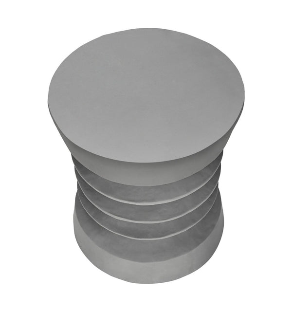 English Elm Accent Table Round Matte Finish Weather Resistant Magnesium Oxide Indoor Outdoor Side Grey B2710P461677
