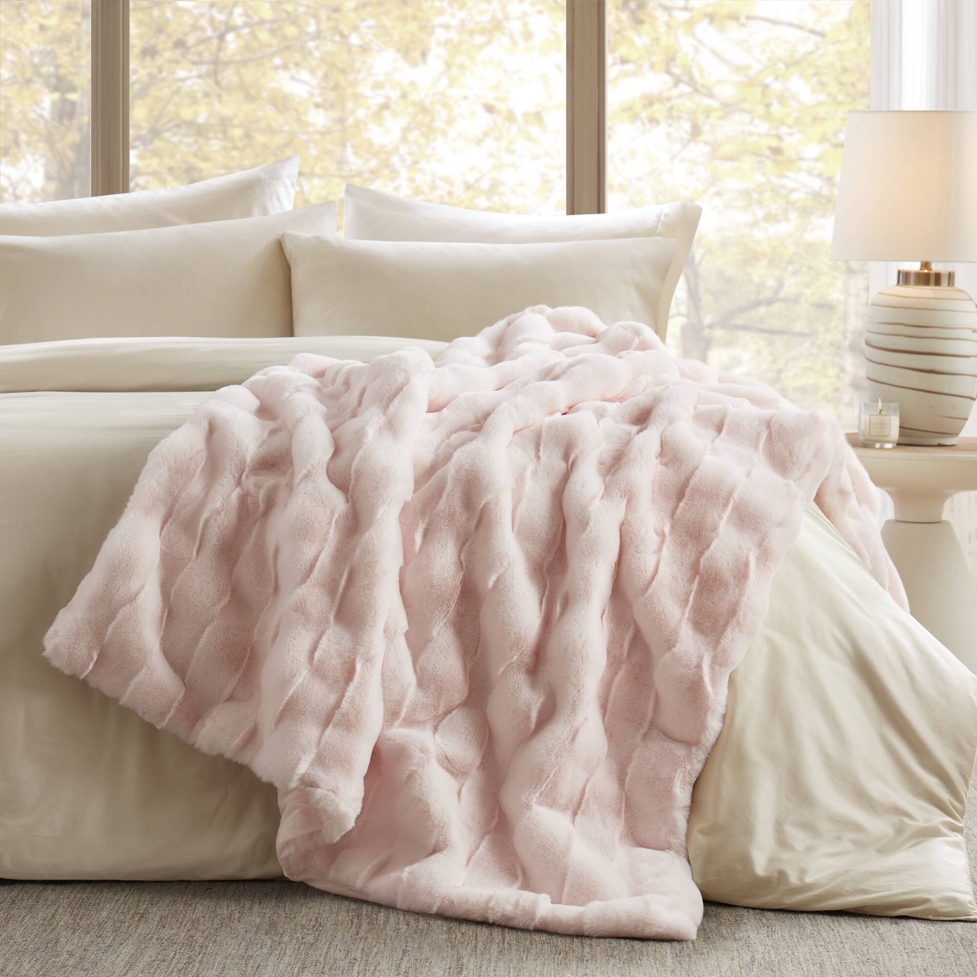 Madison Park Vivienne Throw - Thumbnail 5