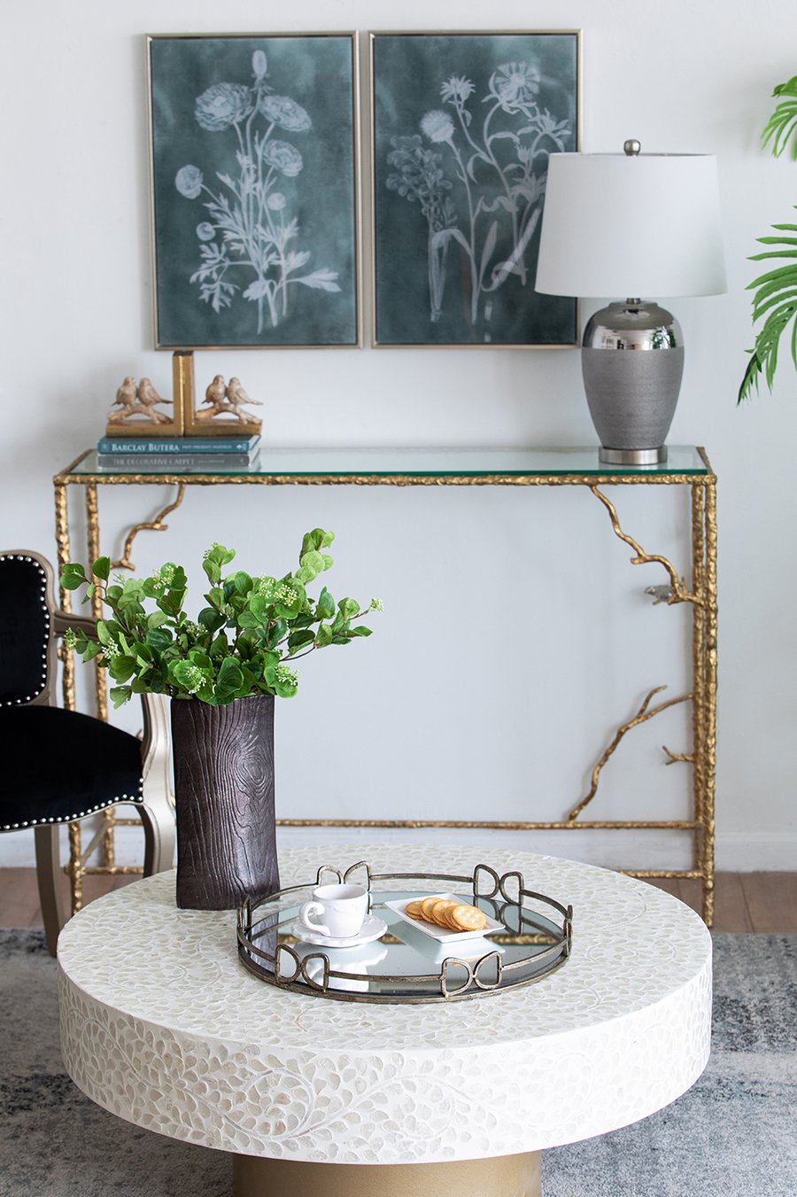 English Elm D18x2" Valentina Silver Round Mirror Tray with Distressed Openwork Frame, Speckled Glass Surface for Vanity Decor W2078P391069