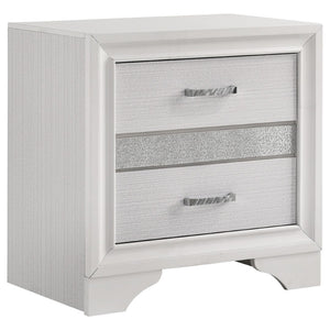 English Elm Corbin Queen Bedroom Set with Crystal Pulls Metallic Trim and Footboard Storage Drawers White B062S00786