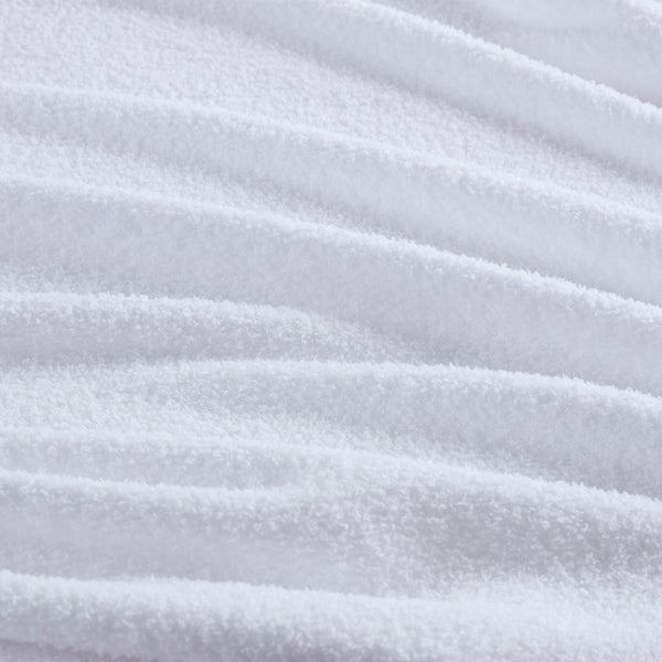 JLA Home Madison Park - Blanket — Ultra-Soft OEKO-TEX Certified Throw for Everyday Warmth, Machine Washable, Neutral Style White BR51-4439