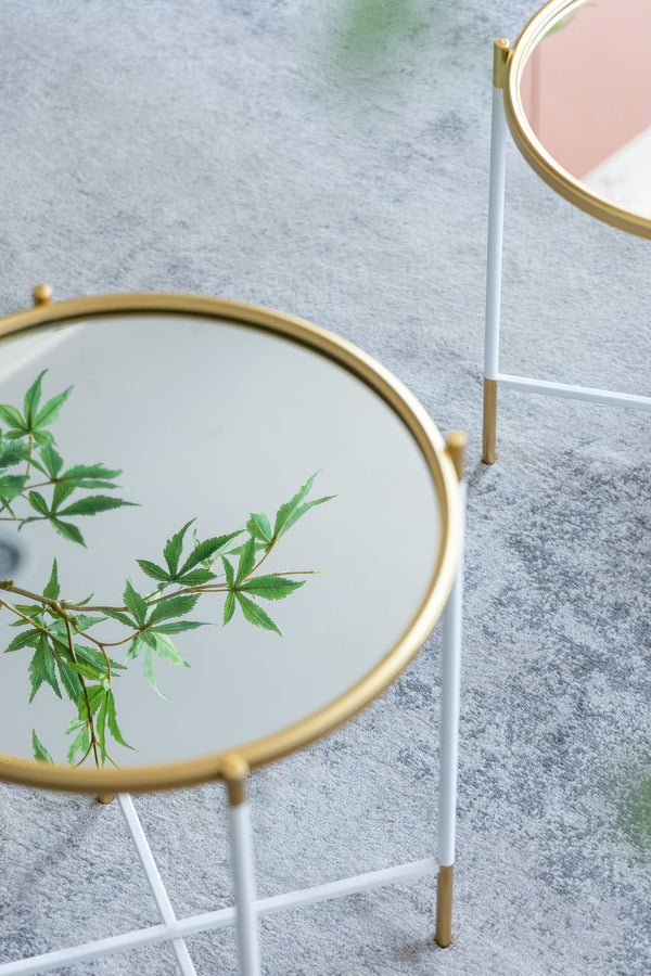 English Elm Set Hannes Nesting Side Tables with Glass Tops Elegant Deco-Modern Metal Frame for Living Rooms Gold+White W2078P394084