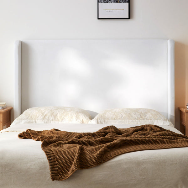 English Elm Carmen Boucle Upholstered Wingback Bed with 52.3" High Headboard, Modern Minimalist Platform Frame White B083P358537