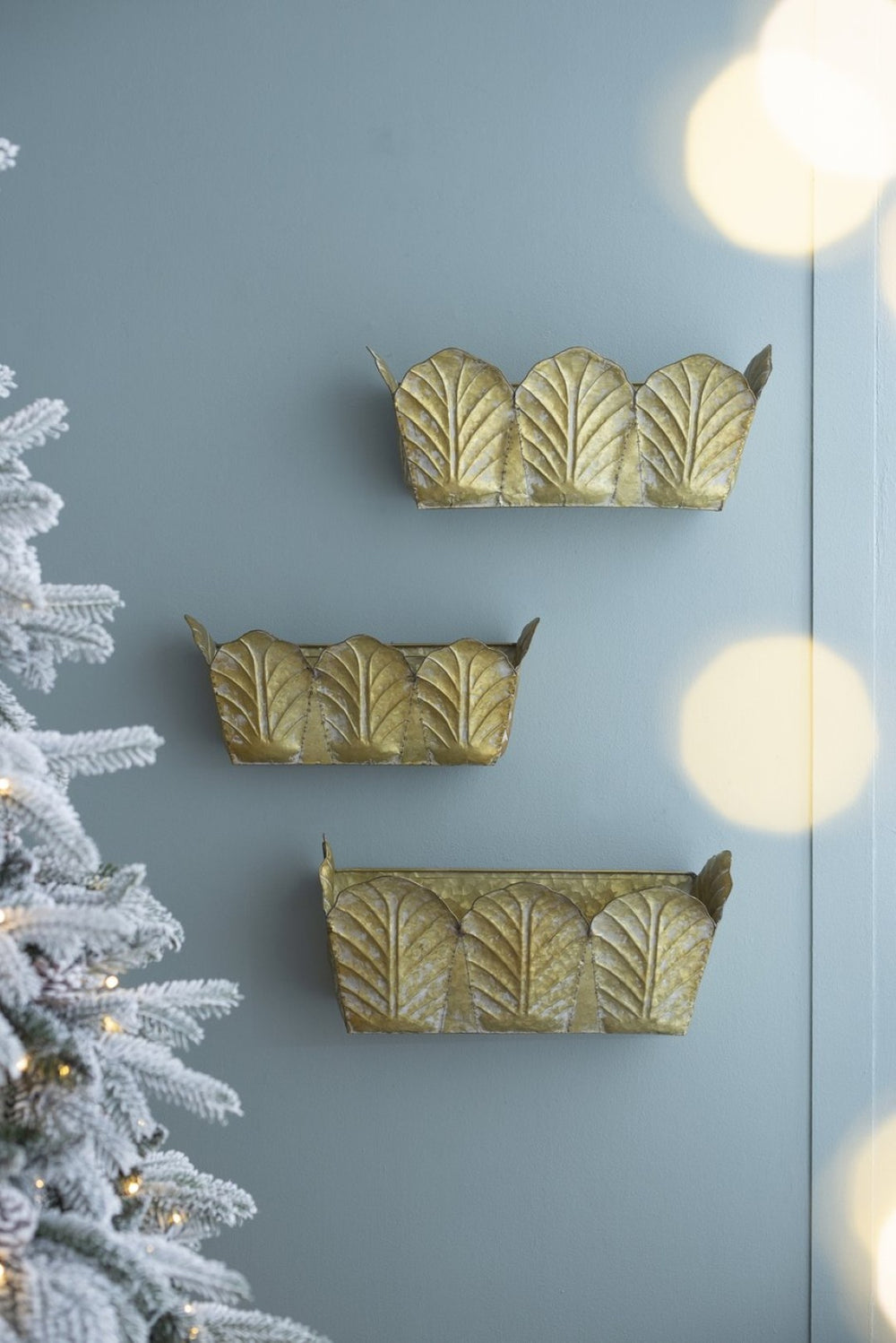English Elm Set of 3 Zinc Planters with Aged Golden Patina for Rustic Farmhouse Indoor Decor W2078P498328