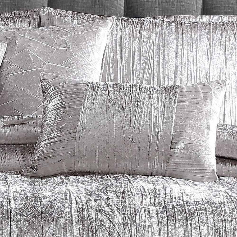 English Elm Turin Silver Crinkle Velvet 7PC Queen Bedding Set — Luxe Textured Polyester, 2 Shams, 3 Pillows & Skirt B340P342002