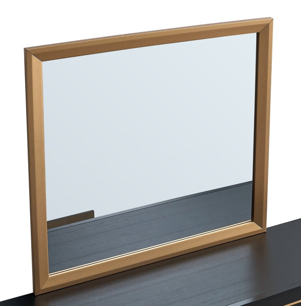 English Elm Kramer Square Gold Frame Wall Mirror with Low Distortion Glass for Bedroom Accent B078P497919
