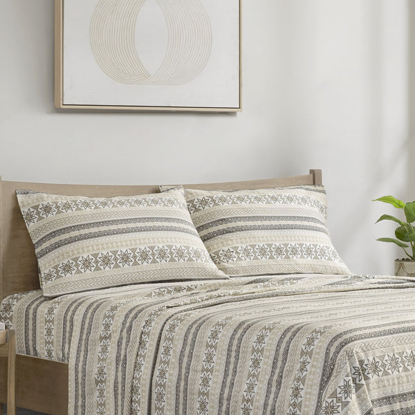 English Elm Printed Cotton Flannel Sheet Set Queen - Ultra-Soft Brushed Fabric, Deep Pocket Fitted, Cozy Warmth Multi 11.81 L x 9.84 W x 7.09 H B035P294207