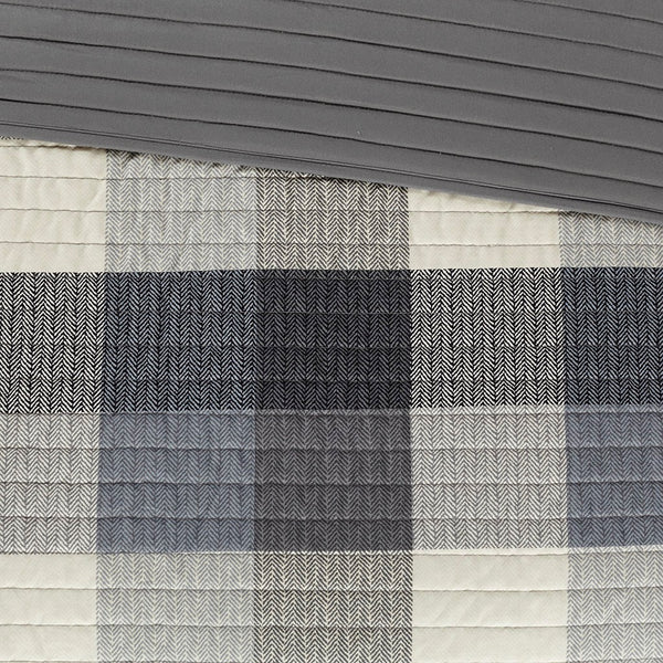 English Elm 6 Ridge Reversible Herringbone Quilt Set with Embroidered Throw Pillows Buffalo Plaid Cozy Lodge Vibe Grey 22.83 L x 17.72 W x 11.81 H B03597499