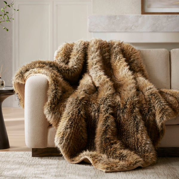 English Elm 1-piece Oversized Faux Fur Throw Bobcat Print Plush Velvet Backed Cozy Sofa Blanket Brown B035P408338