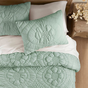 English Elm 2-Piece Twin Comforter Set with Soft Poly Jersey Face and Plush Poly Fill for Cozy Bedrooms Sage 13.78 L x 17.72 W x 6.69 H B035P408220