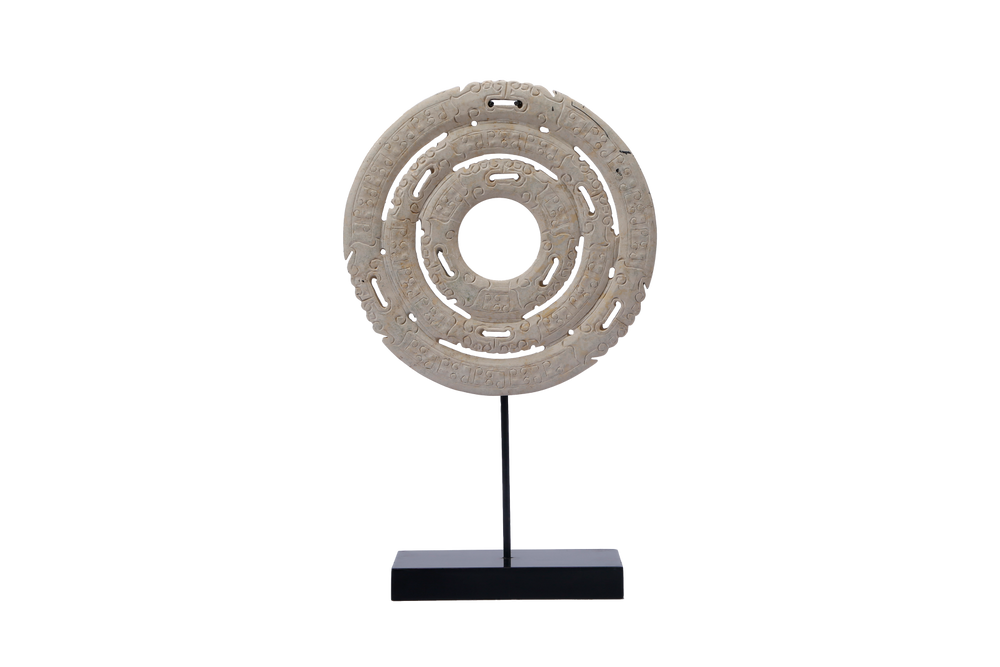 Lilys Jade Feng Shui Concentric Circle With Stand 8218