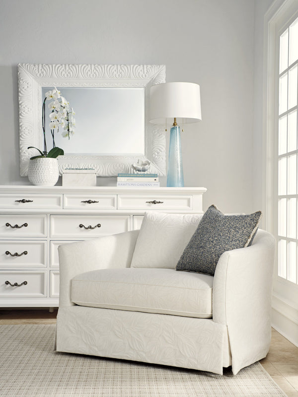 Lexington Veneto Swivel Chair - Luxurious Upholstered Seating With Customizable Styles For Ultimate Comfort   8308-11sw-40