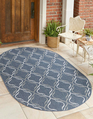 Unique Loom Outdoor Trellis Parmaklik Machine Made Lattice Rug Navy Blue, Ivory/Gray 5' 3" x 8' 0"