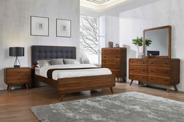 English Elm Warwick Queen Bedroom Set with Leatherette Headboard in Modern Cocoa Finish B062S00729