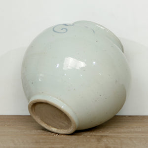 Lilys 11" Vintage Style Blue And White Round Vase With Floral Print 8417