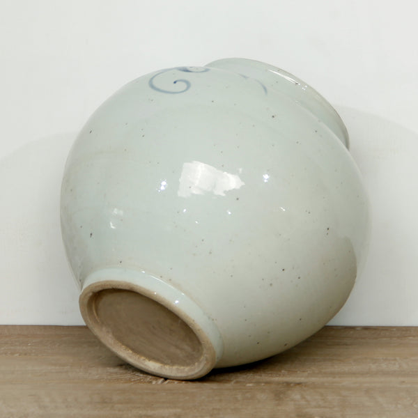 Lilys 11" Vintage Style Blue And White Round Vase With Floral Print 8417