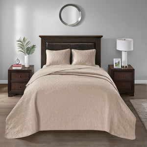English Elm Reversible Madison Park Quebec Bedspread Set Queen with Quilted Cotton Fill, Oversized Drape, Antimicrobial Protection khaki 17.72 L x 15.35 W x 7.87 H B03597410
