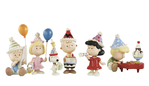 Lenox Peanuts Charlie Brown Gang Ivory Porcelain Hand-painted Figurine Collectible Gift Set Birthday Party 847857