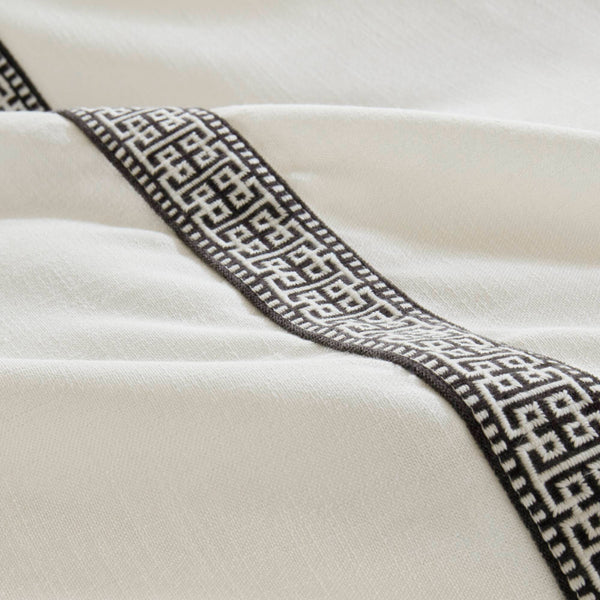 English Elm 8 Queen Jacquard Oversized Duvet Comforter Set with Euro Shams, Decorative Pillows, Plush Polyester fills Multicolor 22.83 L x 18.9 W x 16.14 H B035P319229