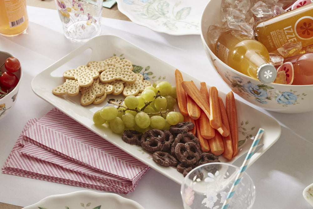 Lenox Butterfly Meadow Melamine Serving Tray with Scalloped Rim for Indoor Outdoor Use 855591
