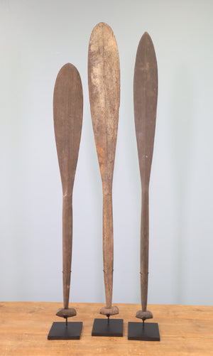 Lilys Vintage Paddle With Iron Stand Approx.4-5Ft High 4-6 Inches Wide 8570