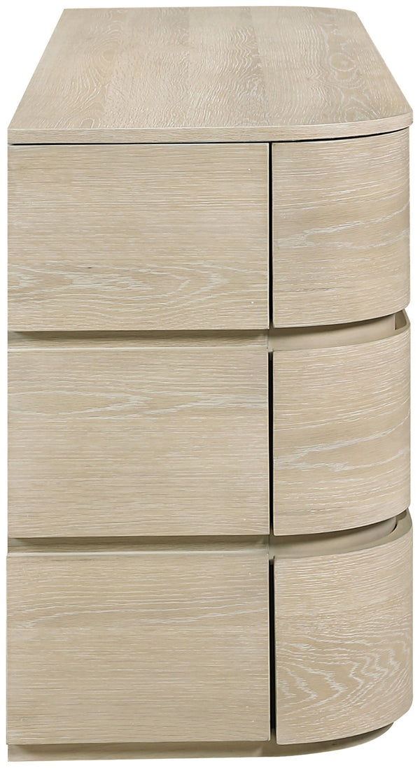 Meridian Furniture Annalise Mid-century Veneer Dresser with Rounded Edges and Ample Storage for Modern Bedrooms Natural 859Oak-D