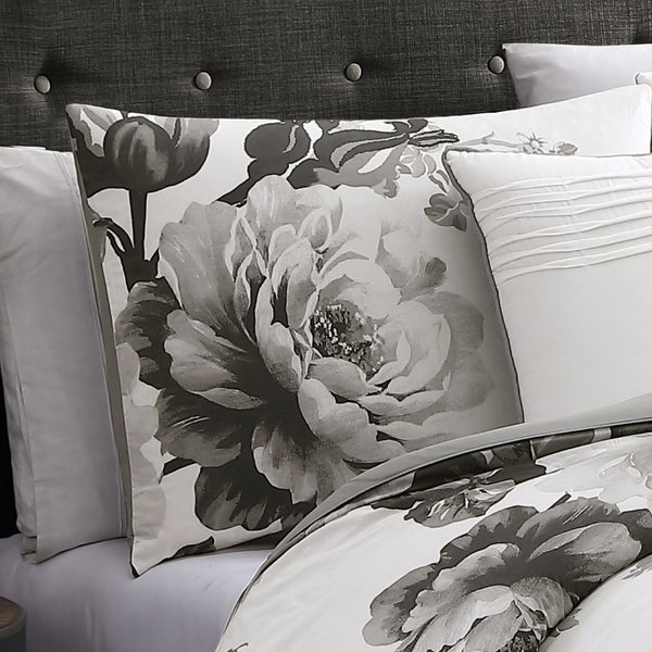 English Elm Ridgely Black 7-Piece Queen Comforter Set - Elegant Floral Design, Soft Cotton, Year-Round Comfort! B340P341957-GIGA