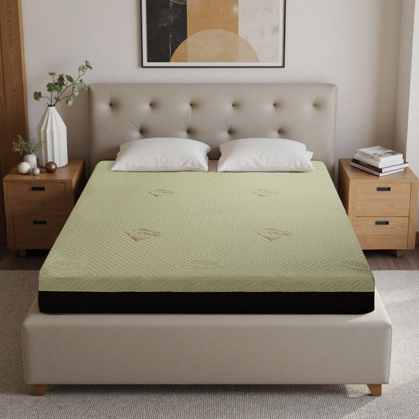 English Elm 12-inch Queen Copper Gel Foam Mattress with 7-zone Support and Cooling Air Layer W5081P394366