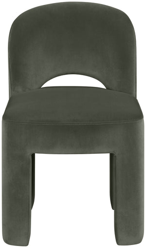 Meridian Furniture Celine Sculptural Velvet Dining Chair with Stain Resistant Upholstery for Modern Rooms Green 88013Green-C