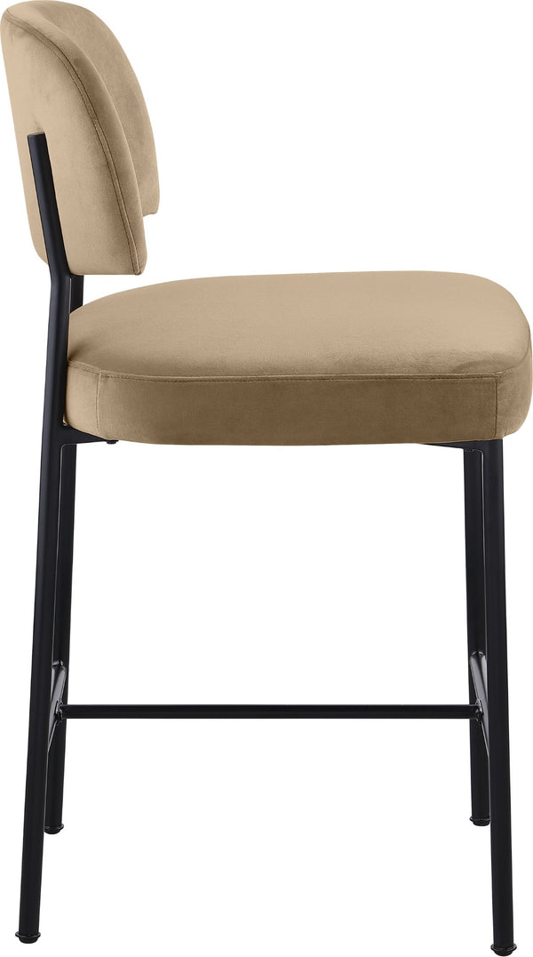 Meridian Furniture Zarelle Velvet Upholstered Counter Stool with Matte Black Iron Frame for Kitchen Islands Beige 88022Beige-C