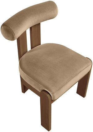 Meridian Furniture Arienzo Art Deco Velvet Dining Chair with Sculptural Back and Solid Wood Legs for Elegant Rooms Beige Style A 88023Beige-C