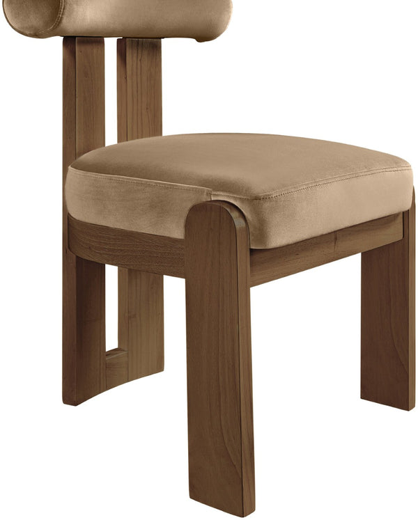 Meridian Furniture Arienzo Art Deco Velvet Dining Chair with Sculptural Back and Solid Wood Legs for Elegant Rooms Beige Style A 88023Beige-C