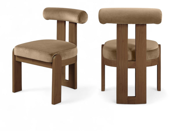 Meridian Furniture Arienzo Art Deco Velvet Dining Chair with Sculptural Back and Solid Wood Legs for Elegant Rooms Beige Style A 88023Beige-C