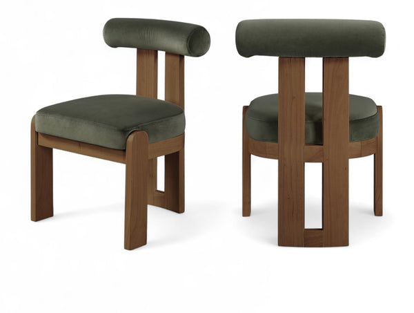 Meridian Furniture Arienzo Art Deco Velvet Dining Chair with Sculptural Back and Solid Wood Legs for Elegant Rooms Green Style A 88023Green-C