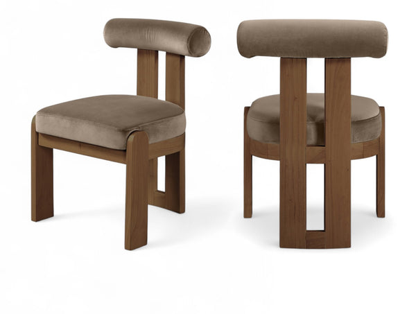 Meridian Furniture Arienzo Art Deco Velvet Dining Chair with Sculptural Back and Solid Wood Legs for Elegant Rooms Taupe Style A 88023Taupe-C