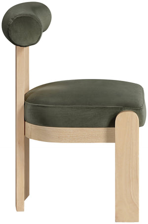 Meridian Furniture Arienzo Art Deco Velvet Dining Chair with Sculptural Back and Solid Wood Legs for Elegant Rooms Green Style B 88024Green-C