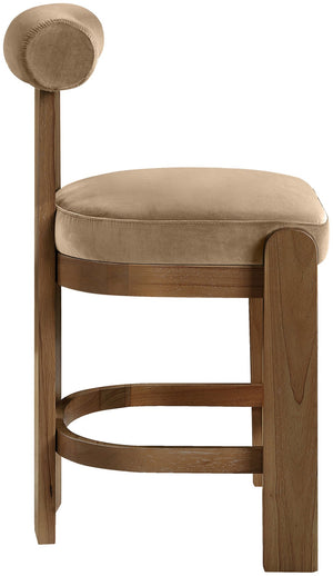 Meridian Furniture Arienzo Art Deco Velvet Counter Stool with Curved Back and Walnut Wood Legs for Kitchen Islands Beige Style A 88025Beige-C