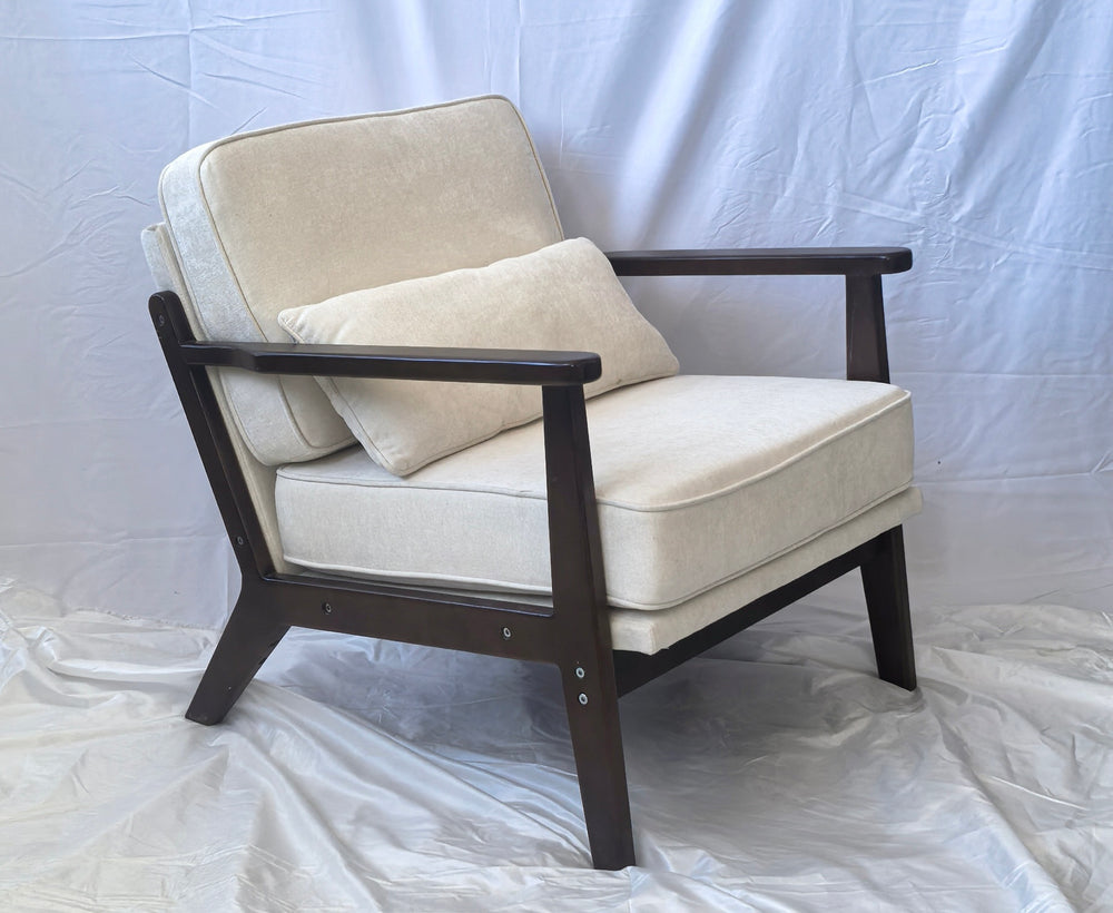 English Elm Mid-Century Modern Accent Chair In Beige - Vintage Luxury Design For Living Room & Bedroom Relaxation W1893P396359