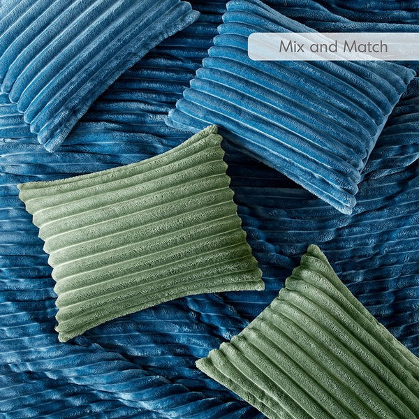 JLA Home Intelligent Design - Fluffy ribbed plush comforter set with 300gsm loft, Oeko-Tex certified, cloud-like warmth ready to use Green AM10-0282