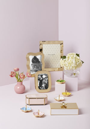 Lenox South Street Oval Metal Photo Frame Polished Glam Accent for Shelf Desk or Mantle Display Gold 892110