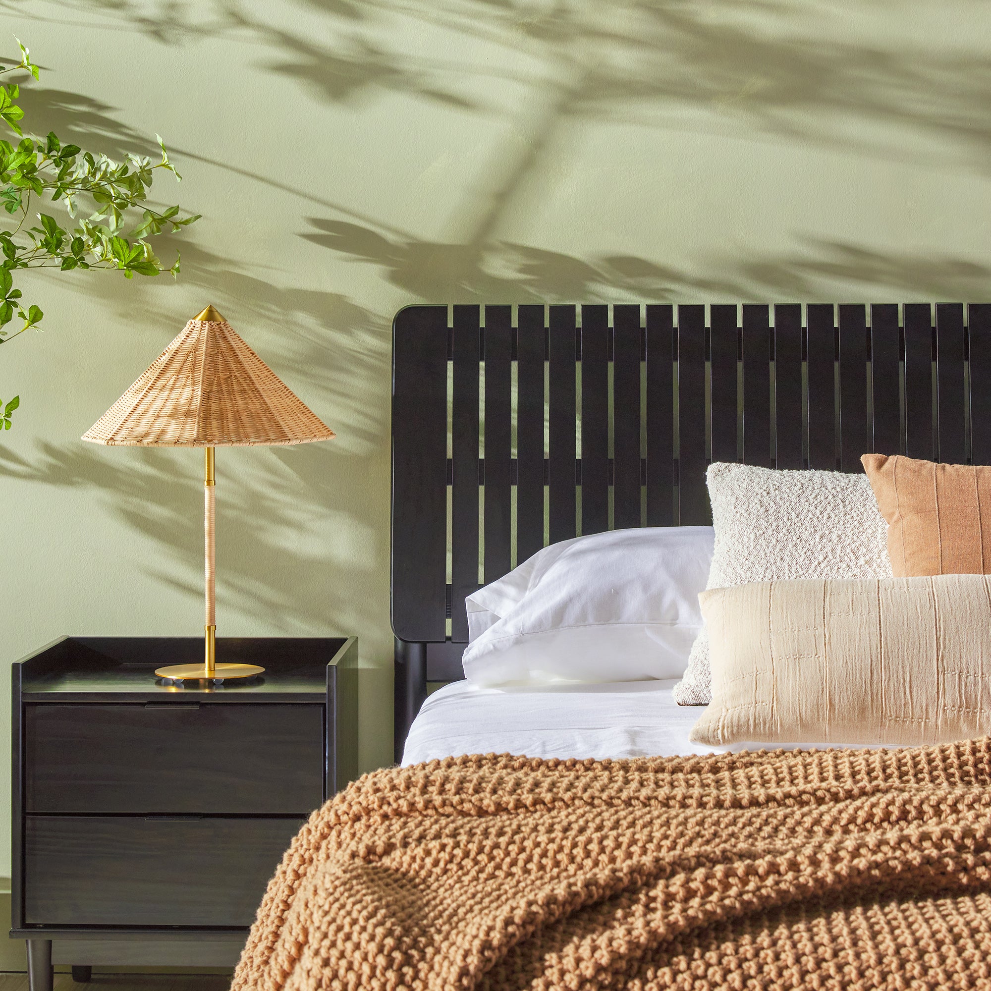 Walker Edison Slatted Headboard Bed - Thumbnail 2