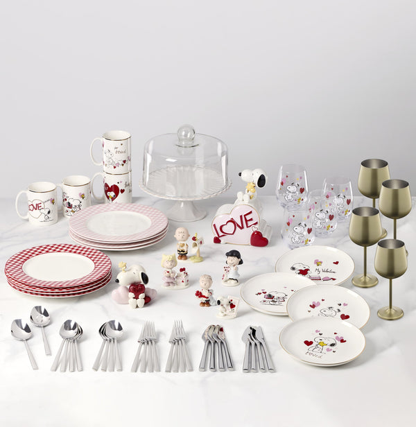 Lenox Gingham Porcelain Dinner Plates Set of 4 Checkered Rim Dishwasher Safe for Casual Dining Red 897165
