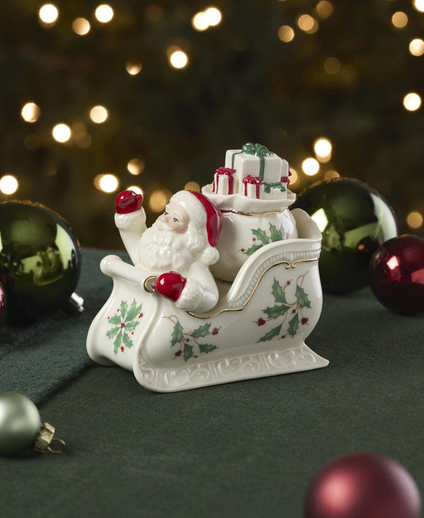 Lenox Holiday Santa Figural Salt Pepper Set Fine Porcelain with Gold Accents Festive Table 897754
