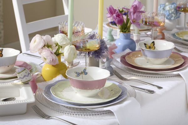 Lenox Butterfly Meadow Pastel Porcelain 18 Piece Dinnerware Set with Botanical Motifs 897801