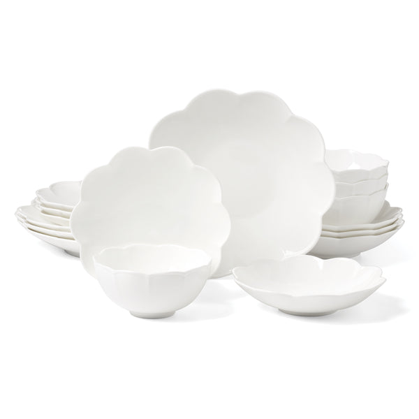 Lenox Studio 1414 Bone China Dinnerware Set Scalloped Edge Elegant Gloss Finish for Everyday Dining Scallop 16-Piece 898754